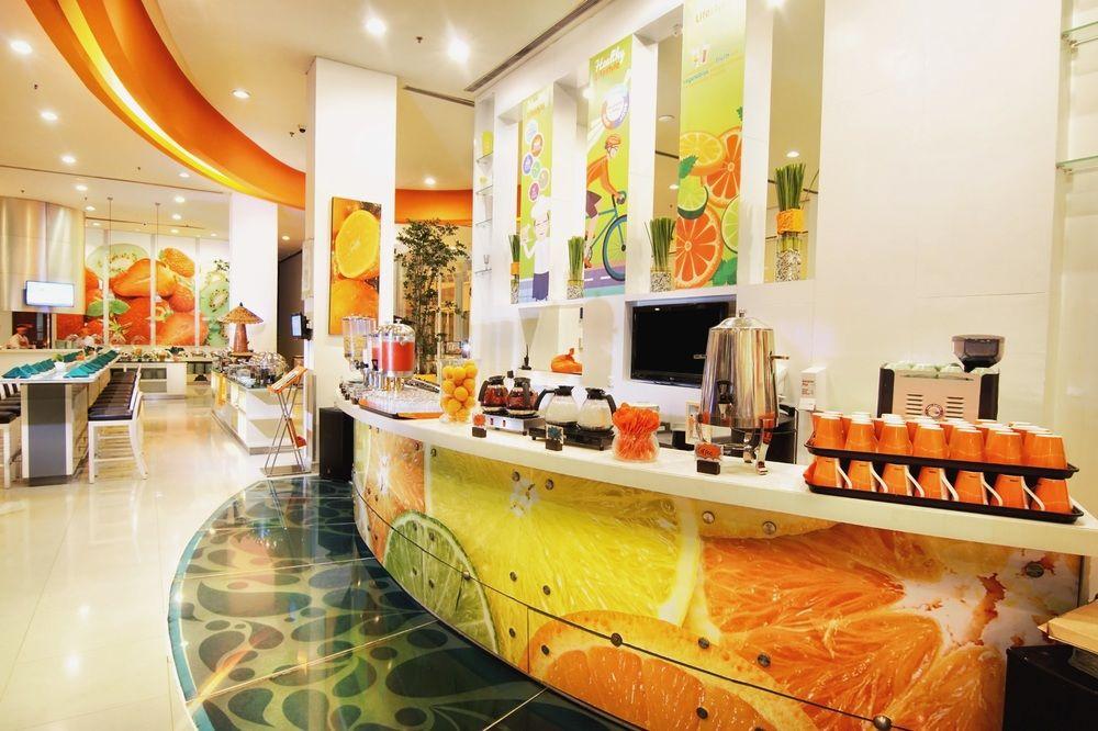 Harris Hotel Batam Center Exterior foto